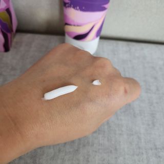 트리마이 주름개선 기능성의 퍼퓸 바디케어, 힐링 베리어 바디크림 3종 택1 — 4점을 준 리뷰어가 2022년 9월 올린 사용 사진