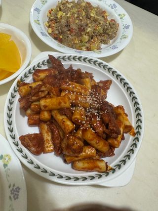 *구매평/프레시지 최현석 셰프의 닭갈비 떡볶이 (냉동) — 5점을 준 리뷰어가 2025년 9월 올린 사용 사진