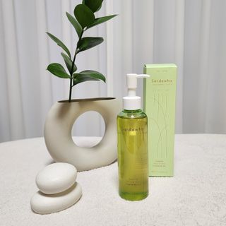 스킨큐어 산다화 순한 클렌징 동백 오일 200ml — 5점을 준 리뷰어가 2023년 4월 올린 사용 사진