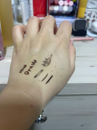[MONDRAW] 몬드로우 붓펜 아이라이너 — 3점을 준 리뷰어가 2022년 1월 올린 사용 사진