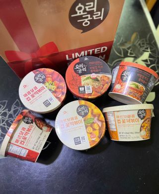 나우  [요리궁리] B타입 ( 매콤, 치즈, 매콤까르보 ) 꽃떡볶이 6개입 세트 — 4점을 준 리뷰어가 2025년 3월 올린 사용 사진