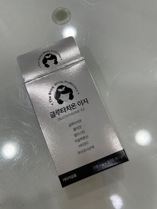 메디포스트 모비타 글루타치온 이지 필름형 30매 — 5점을 준 리뷰어가 2022년 12월 올린 사용 사진