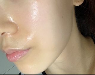 브에노 파리퀸 윌 페이스 오일 — 3.5점을 준 리뷰어가 2021년 7월 올린 사용 사진