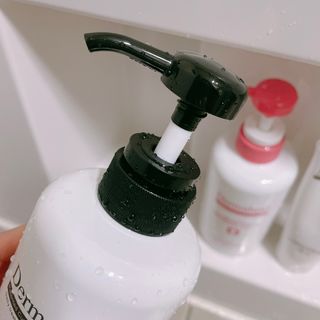 더마힐 헤어 컨디셔닝 샴푸 500ml 3종 중 택1 — 5점을 준 리뷰어가 2021년 3월 올린 사용 사진