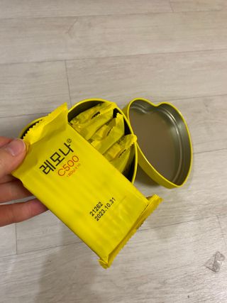 맛있는 비타민 습관 레모나 카카오프렌즈 에디션 — 5점을 준 리뷰어가 2021년 12월 올린 사용 사진