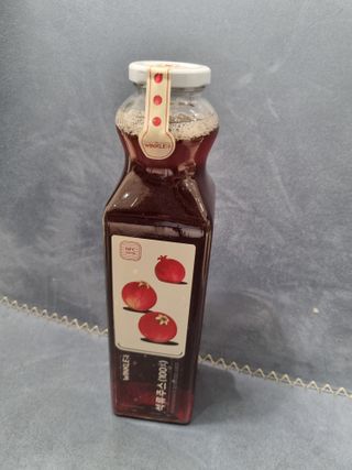 [바이윙클] 페르시아 유기농 석류 착즙주스 750ml 2병 + 선물박스 세트 — 5점을 준 리뷰어가 2022년 2월 올린 사용 사진