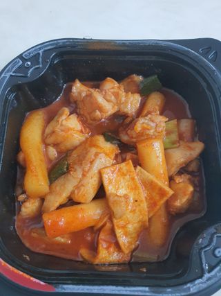 한성기업 무볼레 닭떡볶이+해물떡볶이 2종 세트 — 5점을 준 리뷰어가 2021년 10월 올린 사용 사진