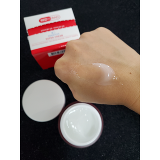 레드투래드 센서티브 슈퍼 크림 50ml — 5점을 준 리뷰어가 2021년 10월 올린 사용 사진