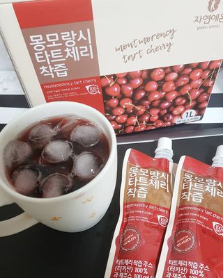 자연에온 몽모랑시 타트체리 3종 세트 구성 - 저분자콜라겐젤리, NFC 착즙주스 — 4점을 준 리뷰어가 2021년 7월 올린 사용 사진