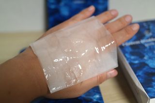 체르엠 그린 케비어 더블워터 마스크팩 5매입  2팩 — 5점을 준 리뷰어가 2021년 11월 올린 사용 사진