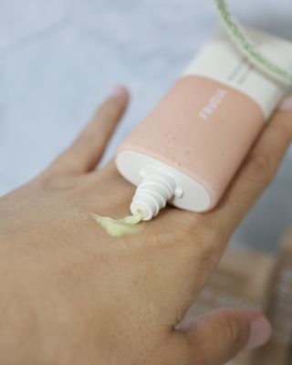 [후르디아] 끈적임 없는 착한성분 비건  핸드크림 3종 — 5점을 준 리뷰어가 2022년 9월 올린 사용 사진