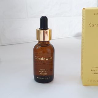 스킨큐어 산다화 비타민c 화이트닝 에센스 30ml — 5점을 준 리뷰어가 2023년 9월 올린 사용 사진
