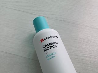리더스코스메틱 리더스 카밍 바이오틱스 에센스 워터 — 5점을 준 리뷰어가 2021년 8월 올린 사용 사진