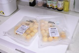 Dog&Ball 독앤볼 [Dog&Ball] 미니찹쌀볼도그 찹쌀치즈볼 — 5점을 준 리뷰어가 2021년 8월 올린 사용 사진