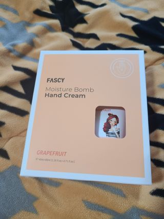 파시 FASCY 高保湿ハンドクリーム40ml+80ml セット — 5점을 준 리뷰어가 2021년 7월 올린 사용 사진