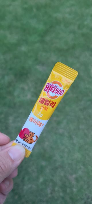 광동생활건강 [광동] 비타 500 데일리 스틱 VB, VC를 함유한 멀티비타민 30포+30포 — 5점을 준 리뷰어가 2022년 6월 올린 사용 사진
