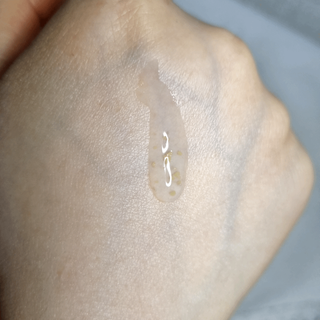 에센느 닥터 멜라닌 화이트닝 앰플 — 4.5점을 준 리뷰어가 2023년 4월 올린 사용 사진