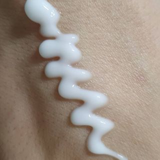 조아산코스메틱 승비 에센스 프리아포 오리엔탈 허브 크림 + 승비 에센스 프리아포 오리엔탈 허브 스킨 SET — 5점을 준 리뷰어가 2021년 11월 올린 사용 사진