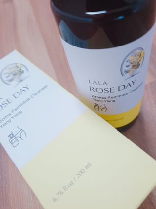 라라로즈데이 시즌2 여성청결제 200ml 아로마 페미민 클렌저, 독일더마인증 — 5점을 준 리뷰어가 2021년 9월 올린 사용 사진