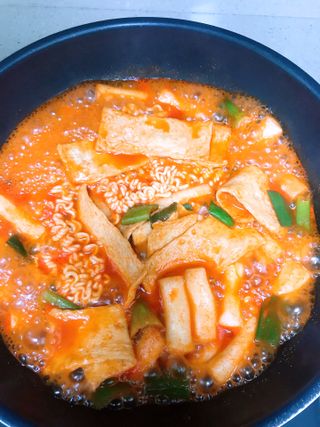 응큼떡볶이 — 5점을 준 리뷰어가 2021년 3월 올린 사용 사진