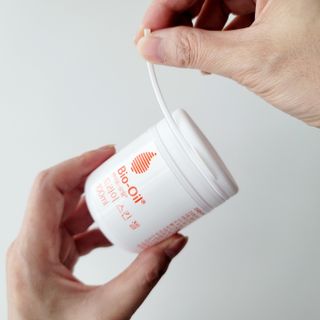 바이오오일 [바이오-오일] 드라이 스킨 젤 100ml — 5점을 준 리뷰어가 2021년 9월 올린 사용 사진