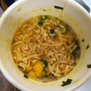NISSIN 닛신 컵누들  4종 - 씨푸드오리지날, 씨푸드 스파이시, 씨푸드 커리, 씨푸드 XO소스 — 5점을 준 리뷰어가 2022년 4월 올린 사용 사진