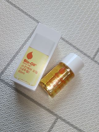 바이오오일 [바이오-오일] 스킨케어 오일 내추럴 60ml — 3.5점을 준 리뷰어가 2021년 6월 올린 사용 사진