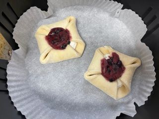 서브큐 메테뭉크 블루베리 크라운 냉동생지 (소포장) — 5점을 준 리뷰어가 2022년 6월 올린 사용 사진