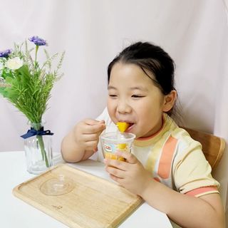 돌 MF[Dole] 파인애플컵/망고컵/복숭아컵 198g 6입X1박스 (맛 1가지 랜덤 발송) — 5점을 준 리뷰어가 2024년 5월 올린 사용 사진