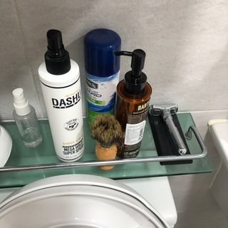 다슈코리아 다슈 포 맨 프리미엄 메가 홀드 슈퍼 스프레이 250ml — 5점을 준 리뷰어가 2021년 9월 올린 사용 사진
