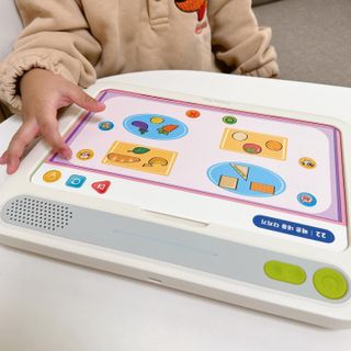 크레타탭 차세대 사고력 유아수학 학습기 페이퍼 태블릿 — 5점을 준 리뷰어가 2024년 1월 올린 사용 사진