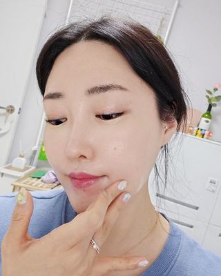 스킨큐어 산다화 순한 클렌징 동백 오일 200ml — 5점을 준 리뷰어가 2023년 5월 올린 사용 사진