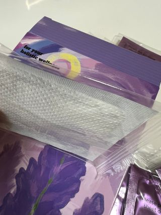 [레제르] 아로마 수액패치 발패치 10매입 - 라벤더향/유칼립투스향/대나무향 — 4.5점을 준 리뷰어가 2022년 2월 올린 사용 사진