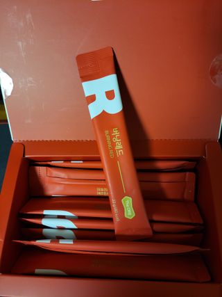 디오르 버닝레드 — 5점을 준 리뷰어가 2022년 1월 올린 사용 사진