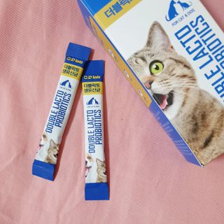 씨디랩 구강에서 장까지 한 번에 관리하는 더블락토 강아지 고양이 유산균 — 5점을 준 리뷰어가 2021년 6월 올린 사용 사진