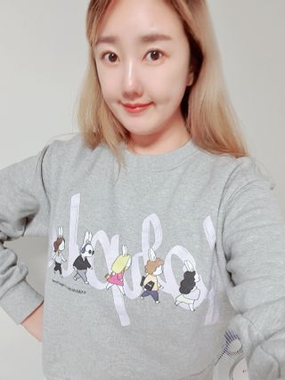 [포플X베니] 쓰담 베니 맨투맨 (기모) / 굳럭 베니 맨투맨 / 출근길 베니 맨투맨 — 5점을 준 리뷰어가 2022년 11월 올린 사용 사진