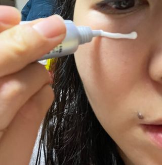 아이디플라코스메틱 아이디 브이로직 플러스 크림 15ml X 4EA — 4.5점을 준 리뷰어가 2022년 1월 올린 사용 사진