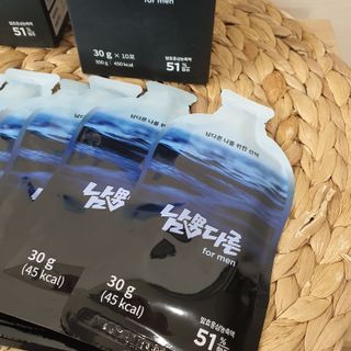 [남男다른] 남성건강 활력증진 혼합음료 홍상발효농축액 10포 x 2개 = 총20포 — 5점을 준 리뷰어가 2021년 9월 올린 사용 사진