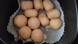 Dog&Ball 독앤볼 [Dog&Ball] 미니찹쌀볼도그 찹쌀치즈볼 — 4점을 준 리뷰어가 2021년 11월 올린 사용 사진