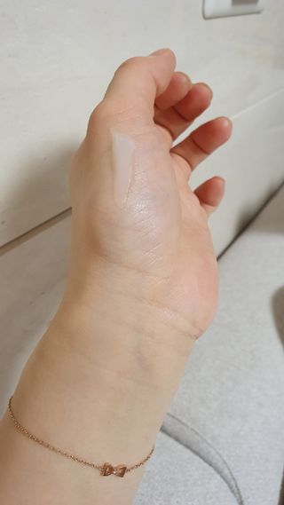 The Fact 더 팩트 내추럴 에스에프엔 에이틴 시니어 크림 — 5점을 준 리뷰어가 2021년 4월 올린 사용 사진