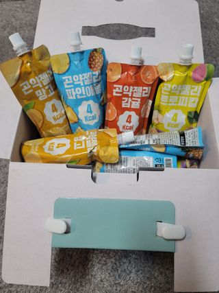 참앤들황토농원 10가지 맛, 입맛대로 스페셜하게~ 가볍게 한 포 땡! 곤약젤리 스페셜 패키지 130ml x 30포 — 5점을 준 리뷰어가 2022년 12월 올린 사용 사진
