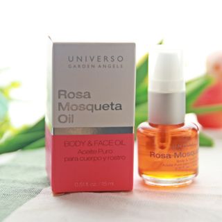 유니베르소 로즈힙 오일 15ml — 5점을 준 리뷰어가 2021년 4월 올린 사용 사진