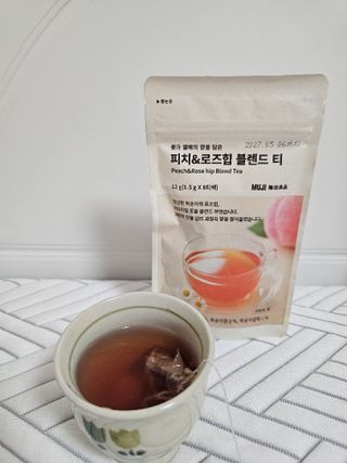 프리 [무인양품] 꽃과 열매의 향을 담은 피치&로즈힙 블렌드 티 — 5점을 준 리뷰어가 2025년 8월 올린 사용 사진