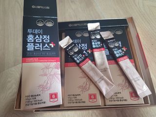 서울약사신협_투데이홍삼정플러스스틱_10g x 30포 — 5점을 준 리뷰어가 2021년 7월 올린 사용 사진
