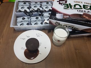 롯데제과 까망카스타드 더블초코 — 5점을 준 리뷰어가 2021년 5월 올린 사용 사진