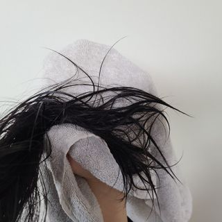 프리마인 더이상 뻣뻣하고 효과없는 탈모샴푸는 NO. 근본부터 케어하는 셀베이스 그린티샴푸(500ml) — 4점을 준 리뷰어가 2023년 1월 올린 사용 사진