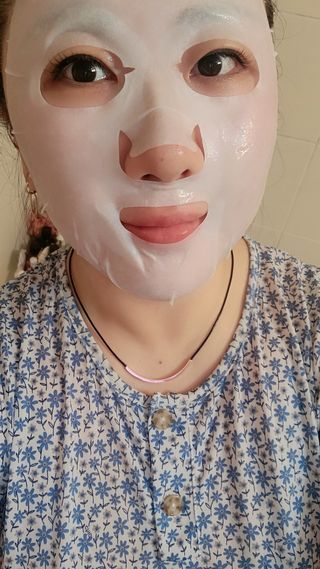 방방곳곳 편림초 수분진정 화이트닝 마스크팩 — 5점을 준 리뷰어가 2022년 10월 올린 사용 사진