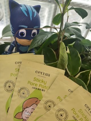 세뚜아(Cettua) 세뚜아 스티키 포어 패치 Cettua Sticky Pore Patch — 5점을 준 리뷰어가 2023년 6월 올린 사용 사진