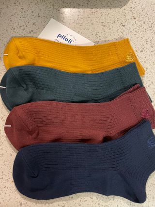 [사이즈가 있는 양말 필로이] 남/여 골지 발목 양말 4족 세트 남【S, M, L, XL】여【S, M, L】_컬러 랜덤 — 5점을 준 리뷰어가 2022년 6월 올린 사용 사진