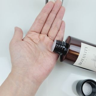 [패키지리뉴얼]보타니티 진정 결케어 플라본 부스터 210ml / 플라본 세럼 50m — 5점을 준 리뷰어가 2022년 5월 올린 사용 사진